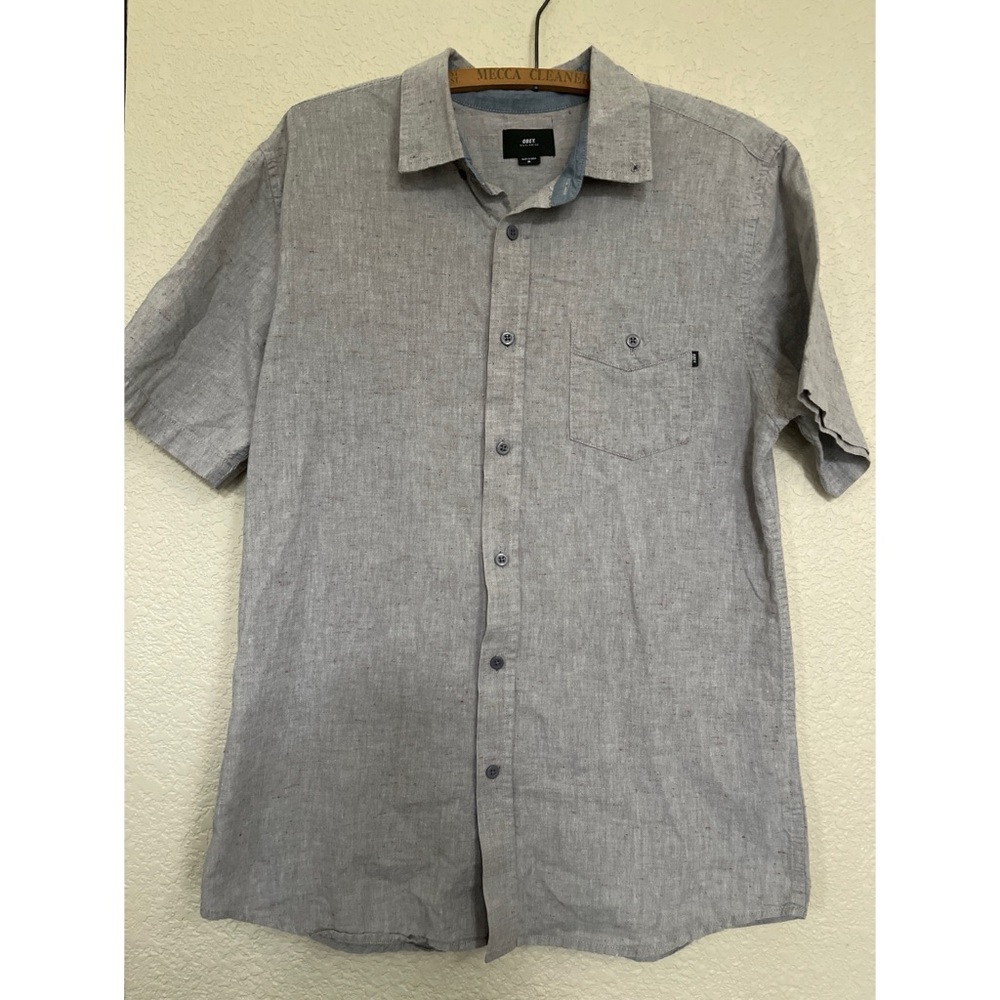 Obey Worldwide Gray Button Down Men’s Size Medium